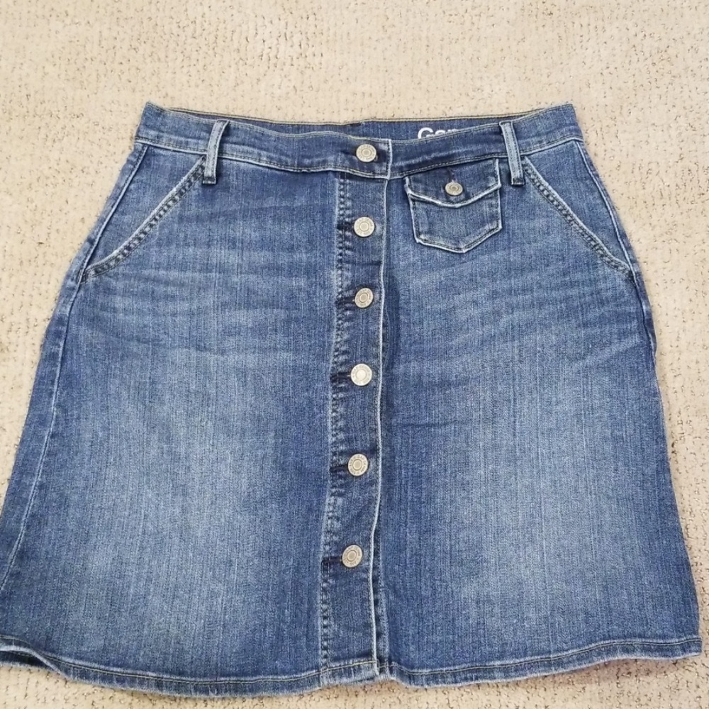 Classic Gap Denim Skirt